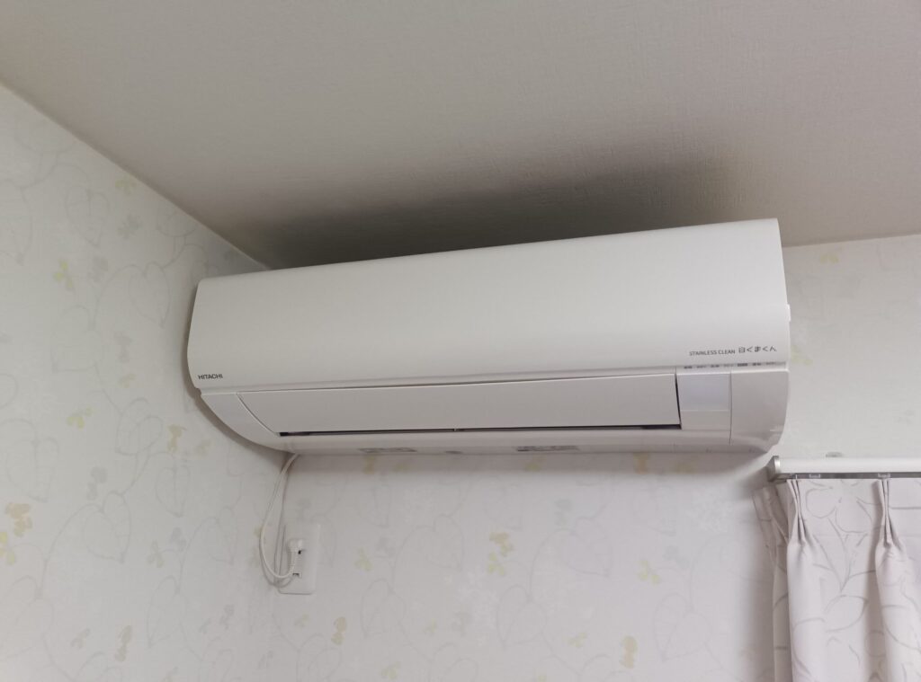 エアコンクリーニング　白くまくん