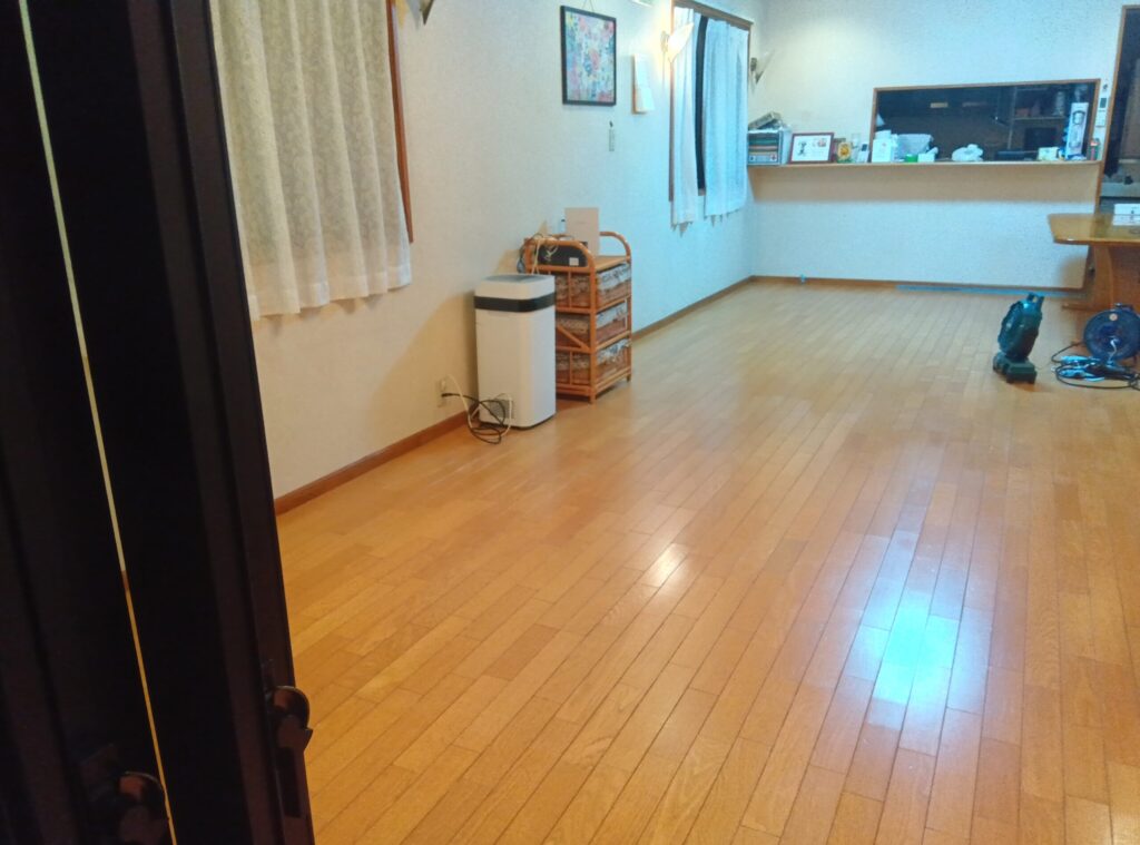 フロアコーティング