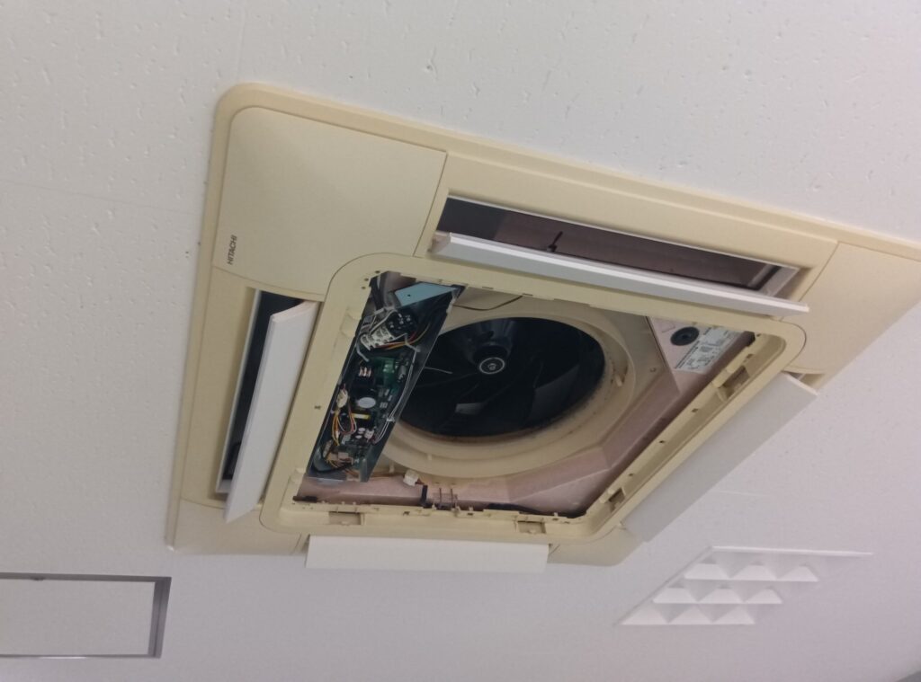 天カセエアコンクリーニング